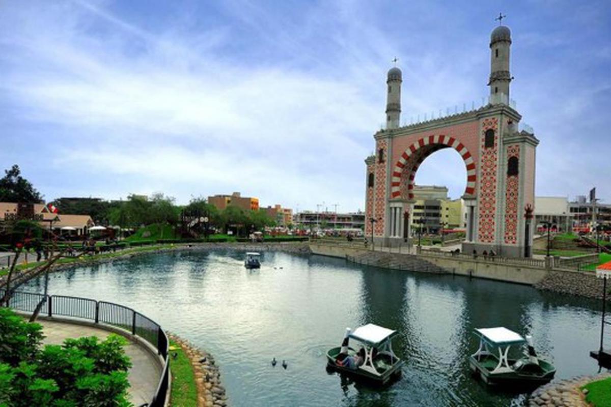 parque de la amistad surco