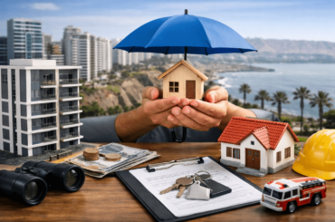 Departamento moderno en Lima representando la protección y seguridad de un seguro de vivienda en Perú para quienes compran un nuevo hogar.